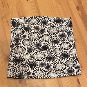 The Original Babybemine Stylish Black and White Patterned Maternity Belly Band